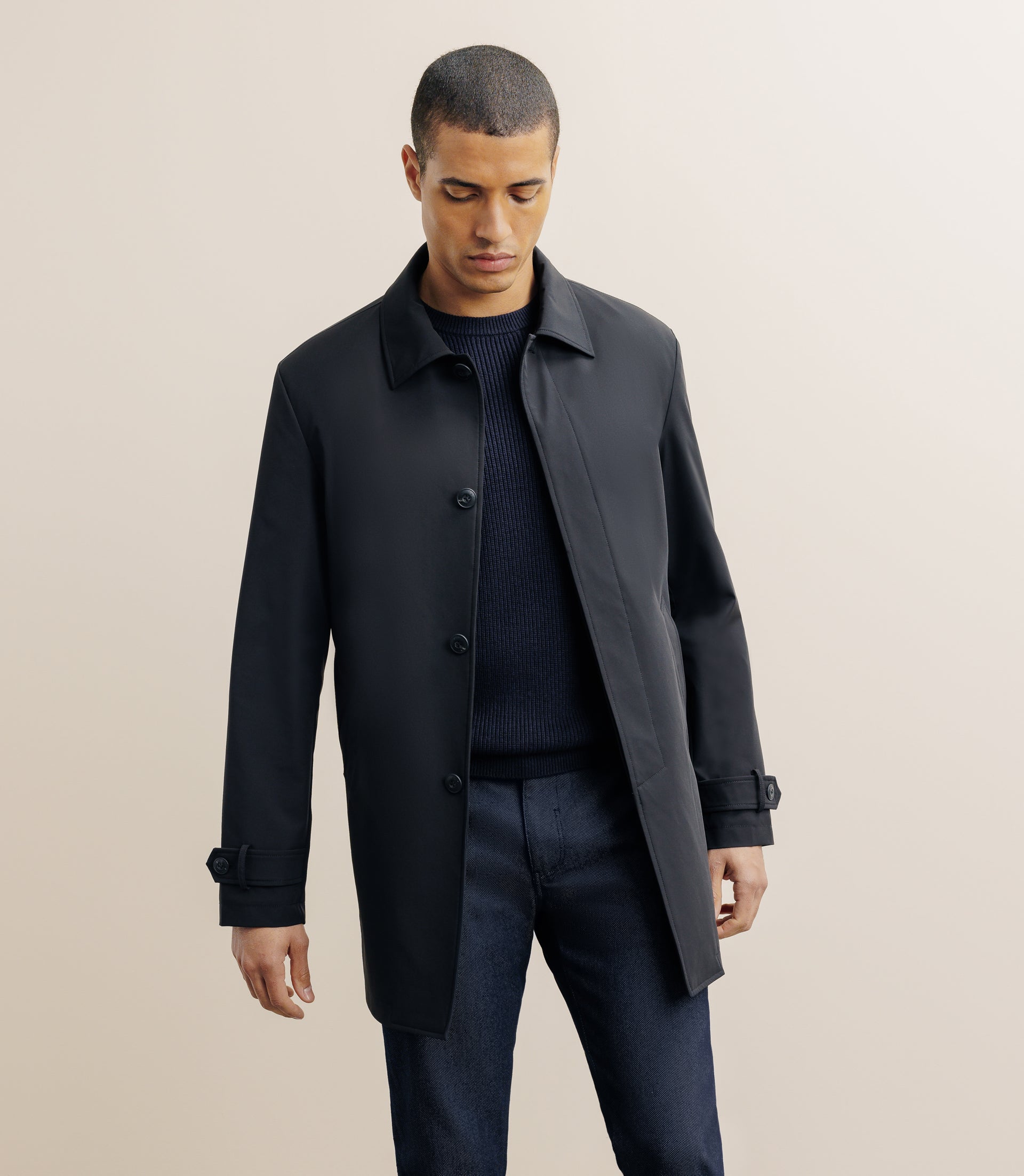 Manteau imperméable court noir