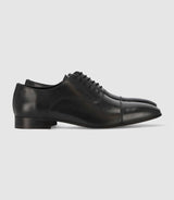 Richelieu shoes in black leather