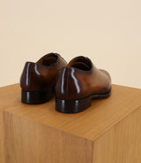 Richelieu shoes in brown leather