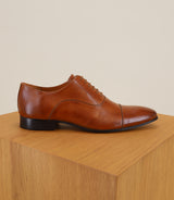 Chaussures en cuir marron