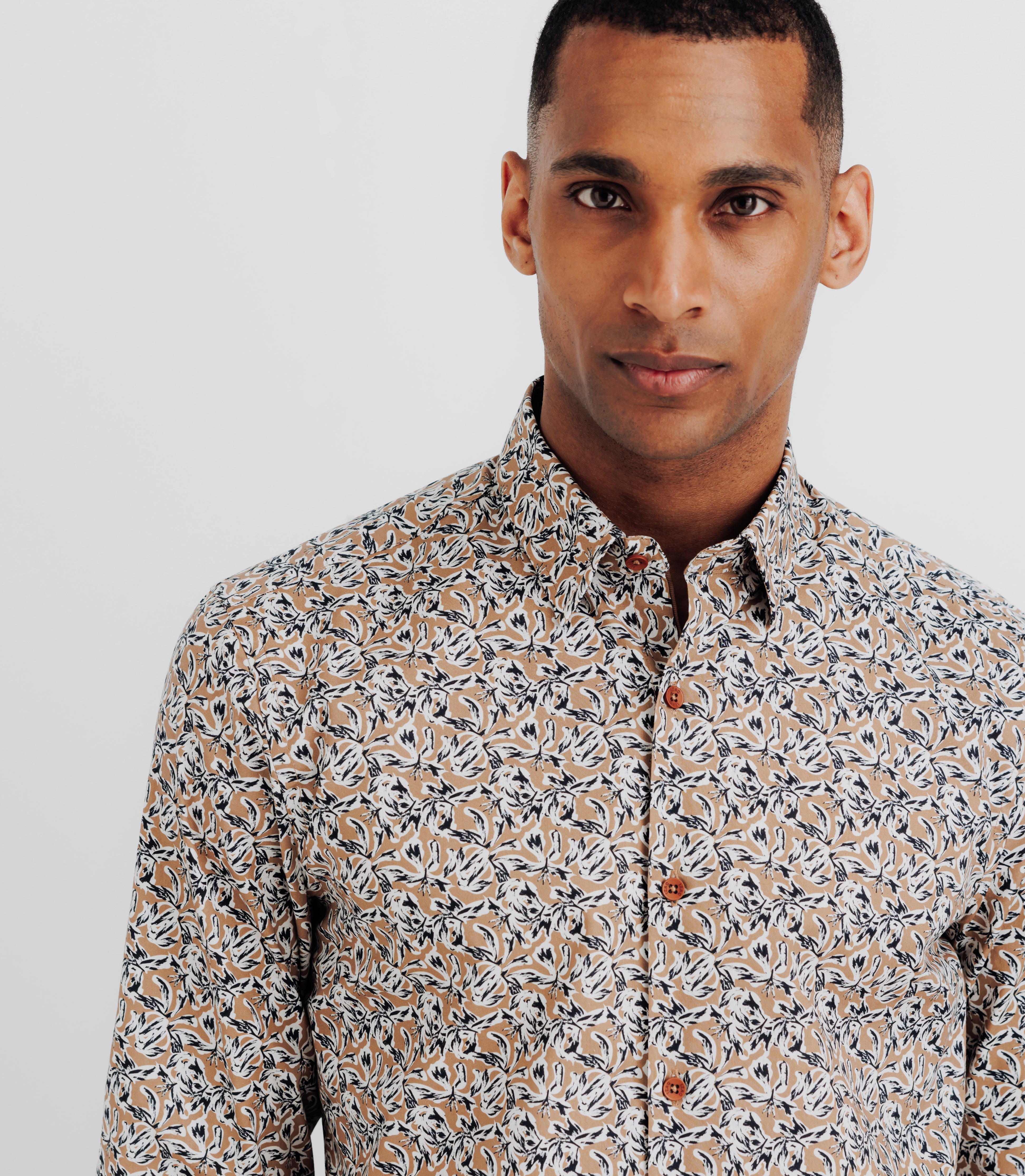 Shirt with Camel floral print