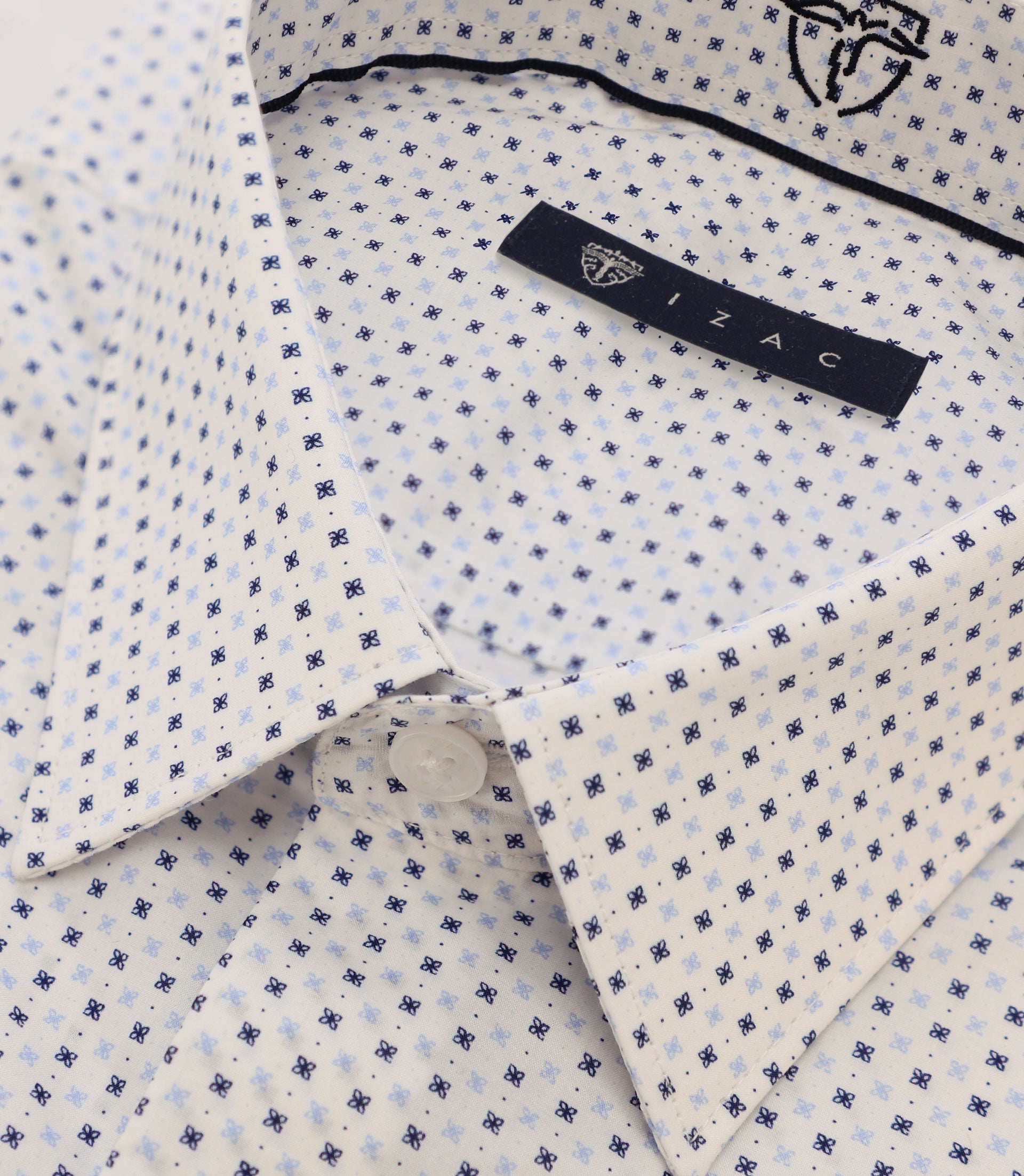 Shirt with microphone white patterns