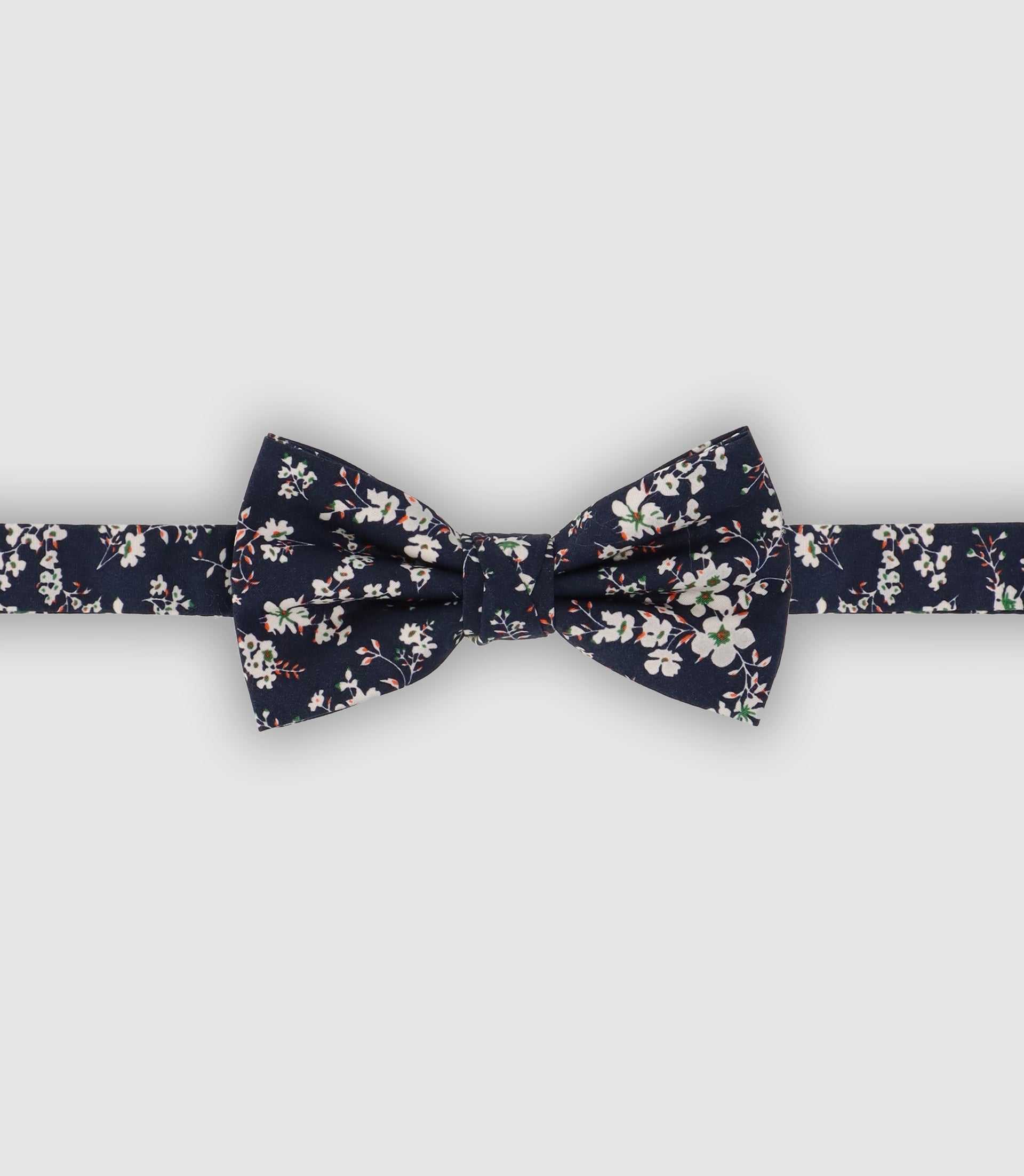 Flower butterfly knot in navy cotton