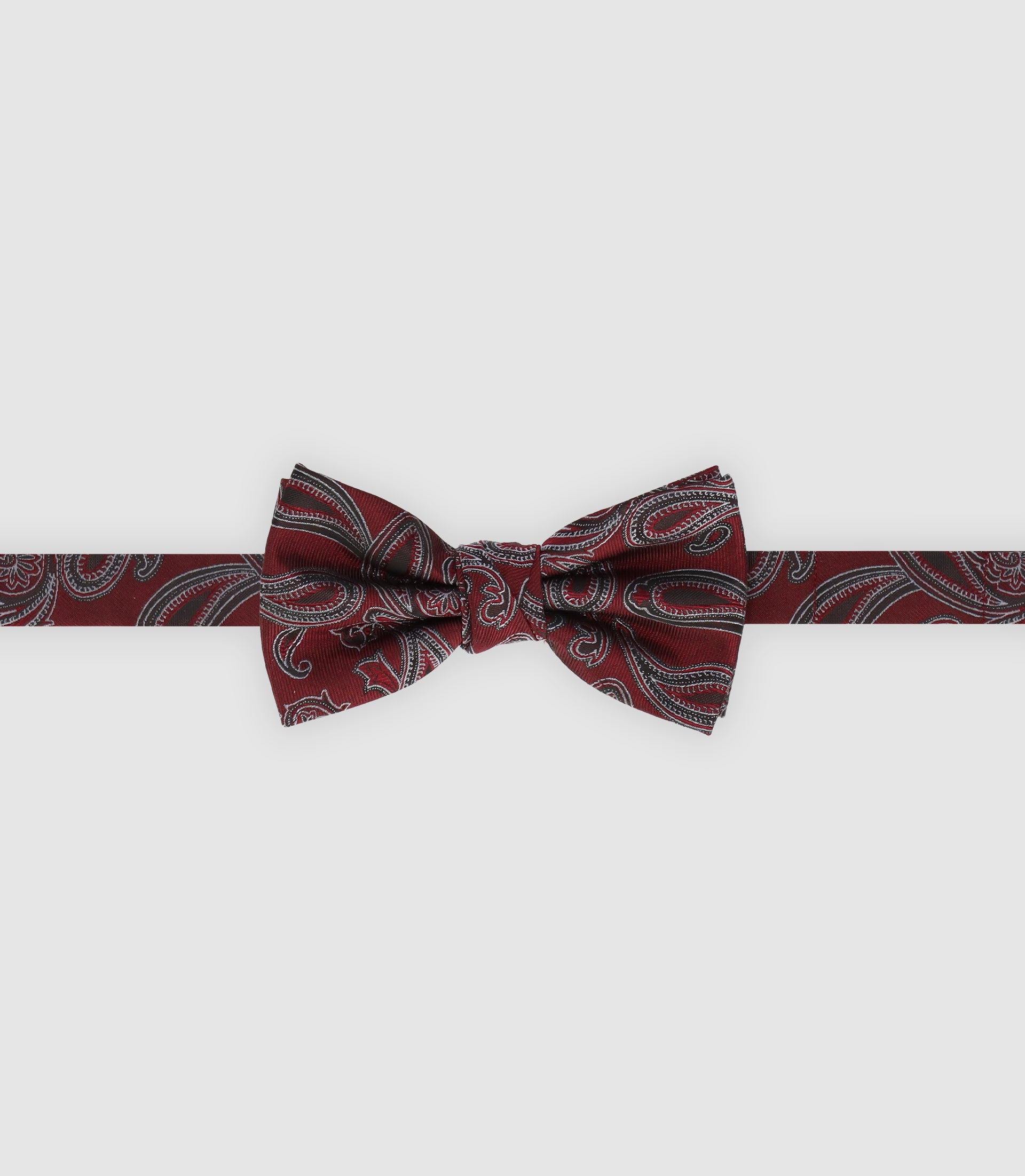 Butterfly knot with Bordeaux patterns