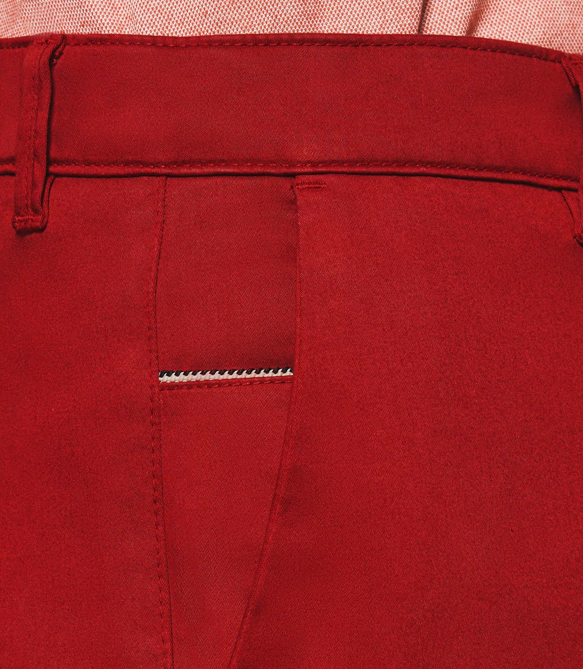 Roter Satin Chino