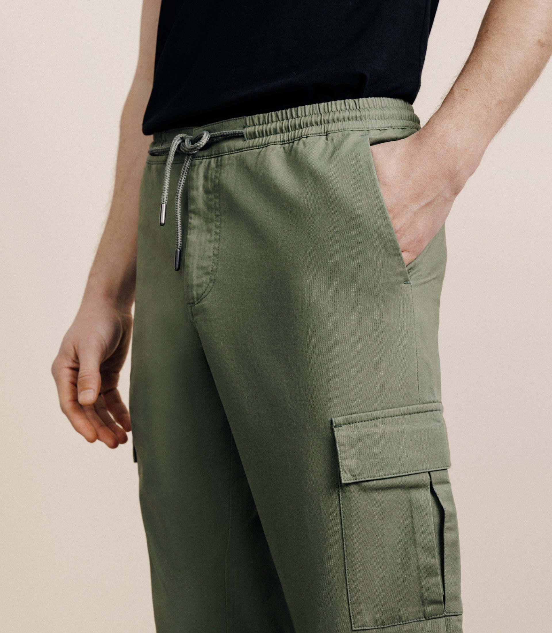 Regular pants with khaki cord