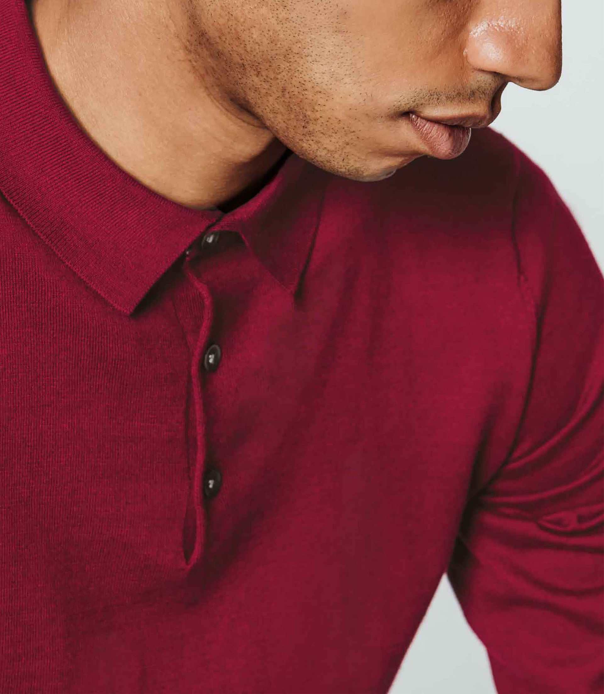 Unifarbenes Poloshirt in Bordeaux