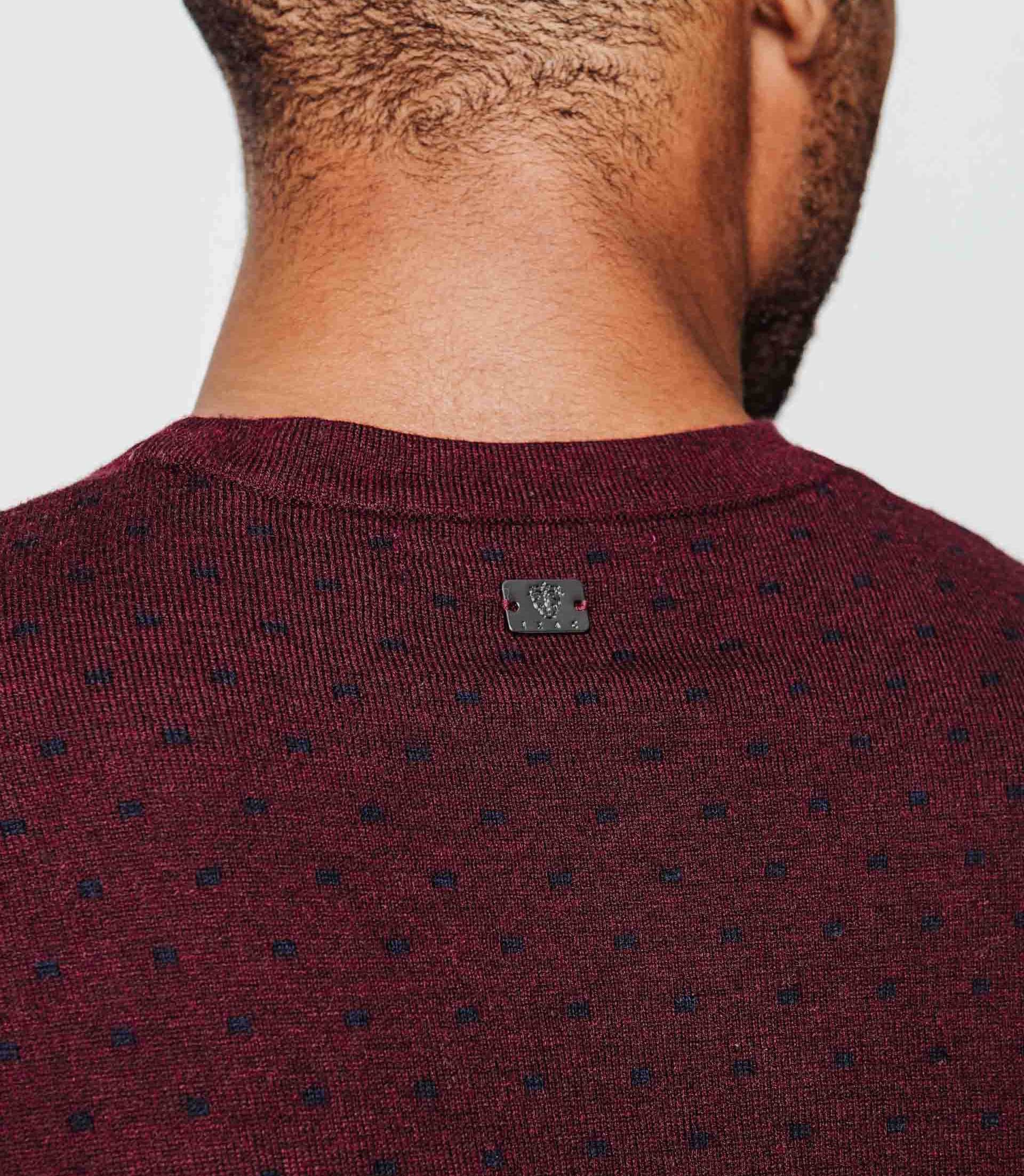 All-over burgundy sweater