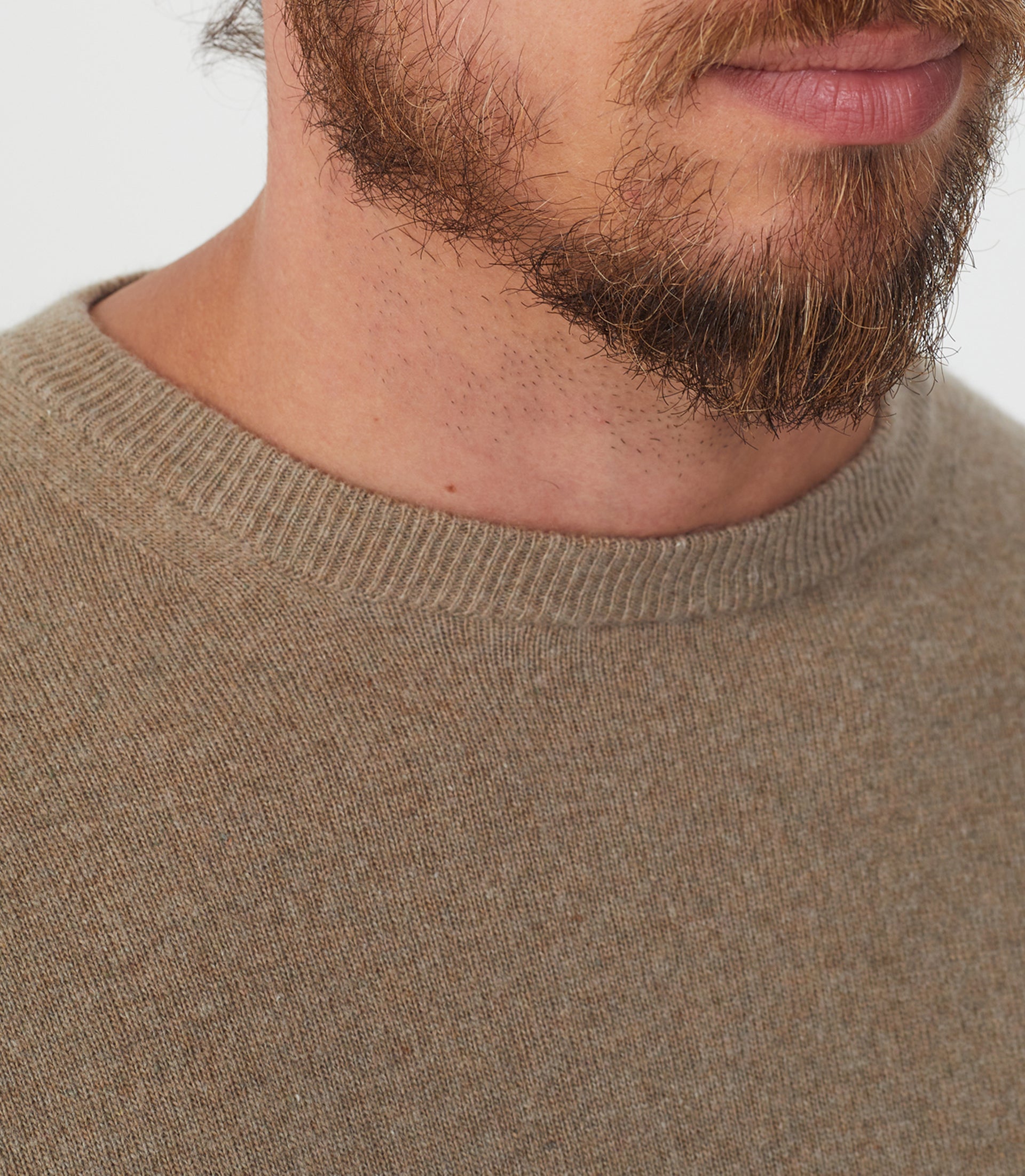 Sergio" round neck wool-cashmere sweater