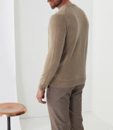 Pullover mit Rundhalsausschnitt aus Wolle-Kaschmir in Camel "Sergio".