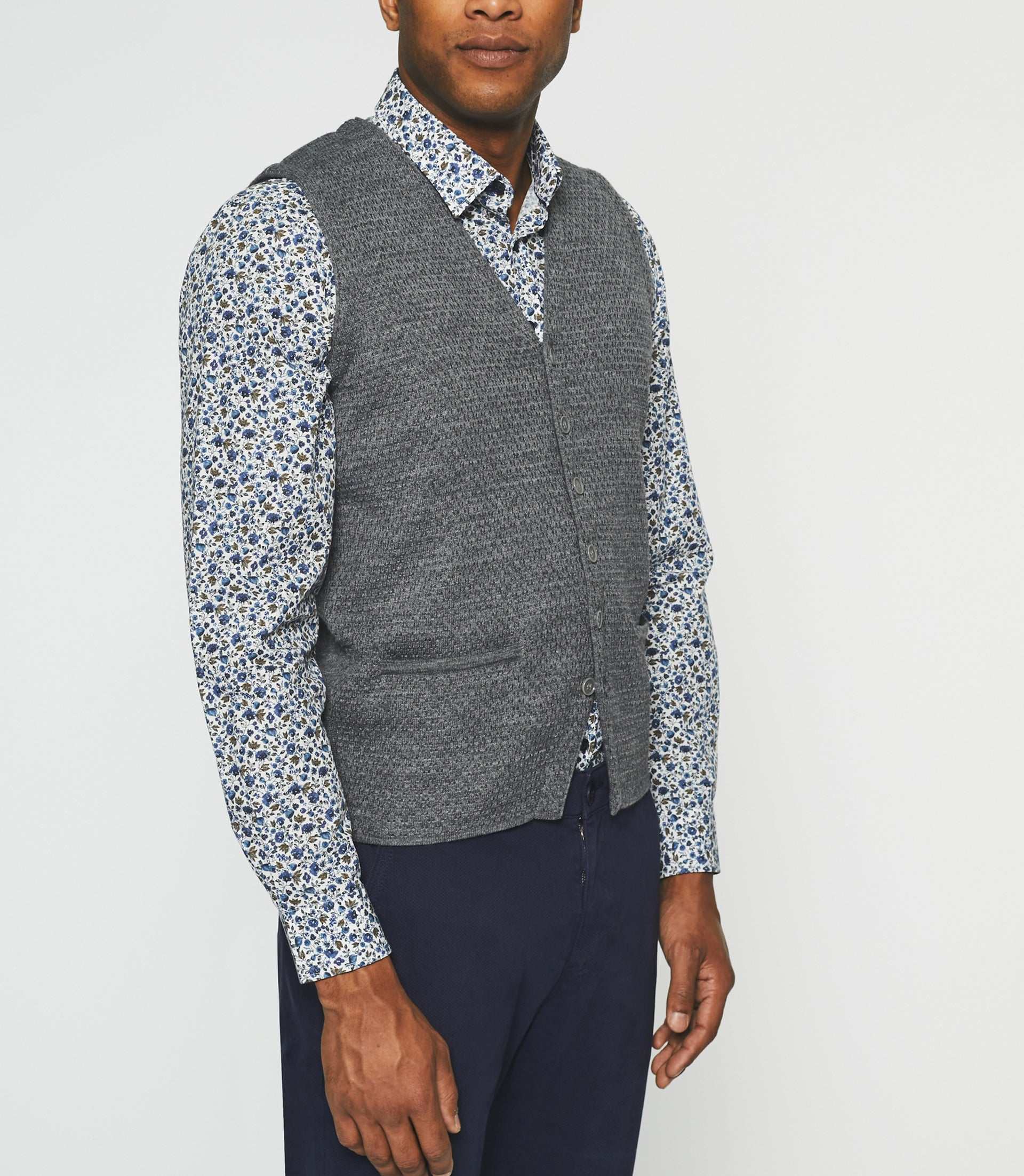 BIAGO grey sleeveless casual vest