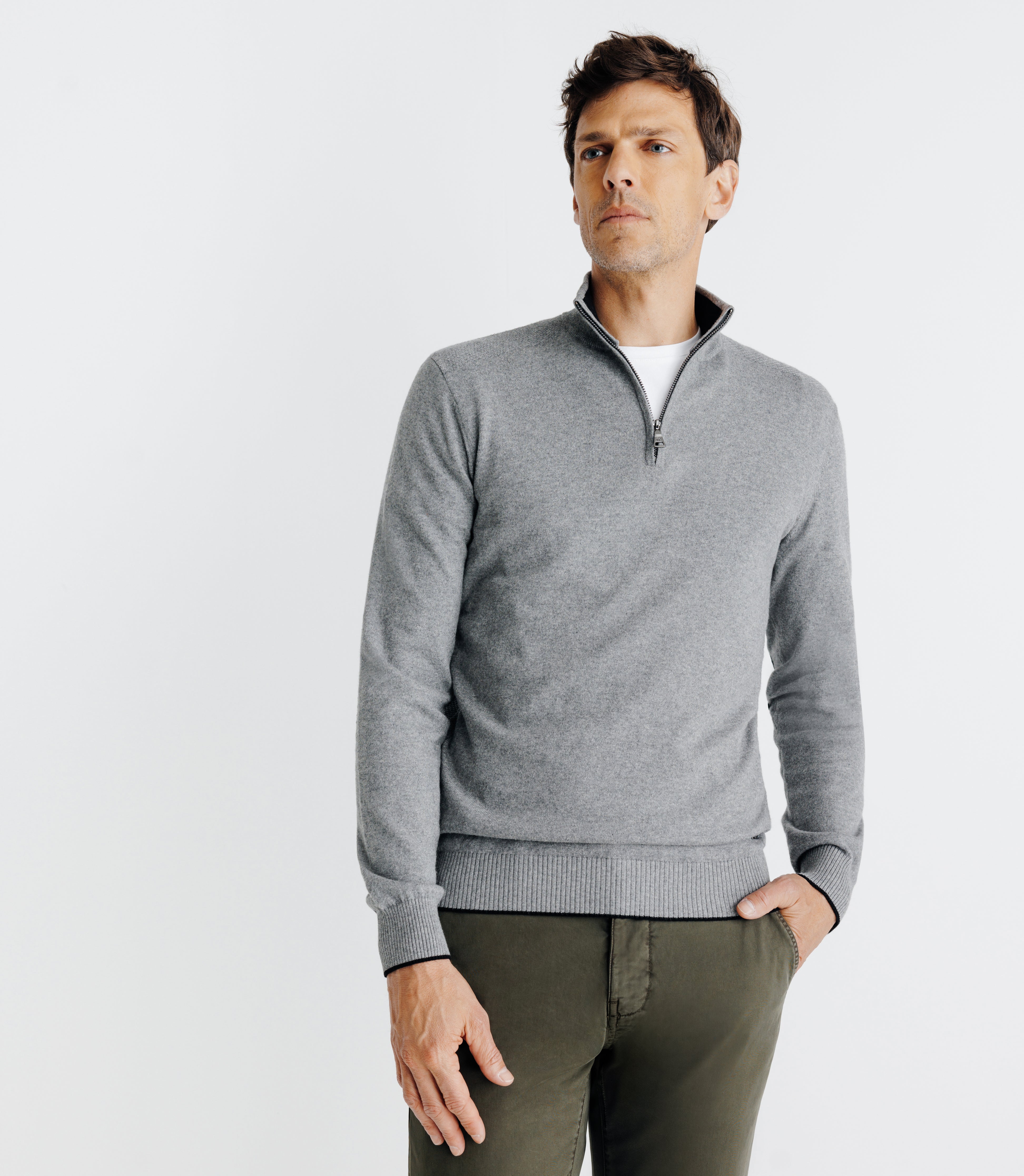 Pull col montant zippé gris - IZAC