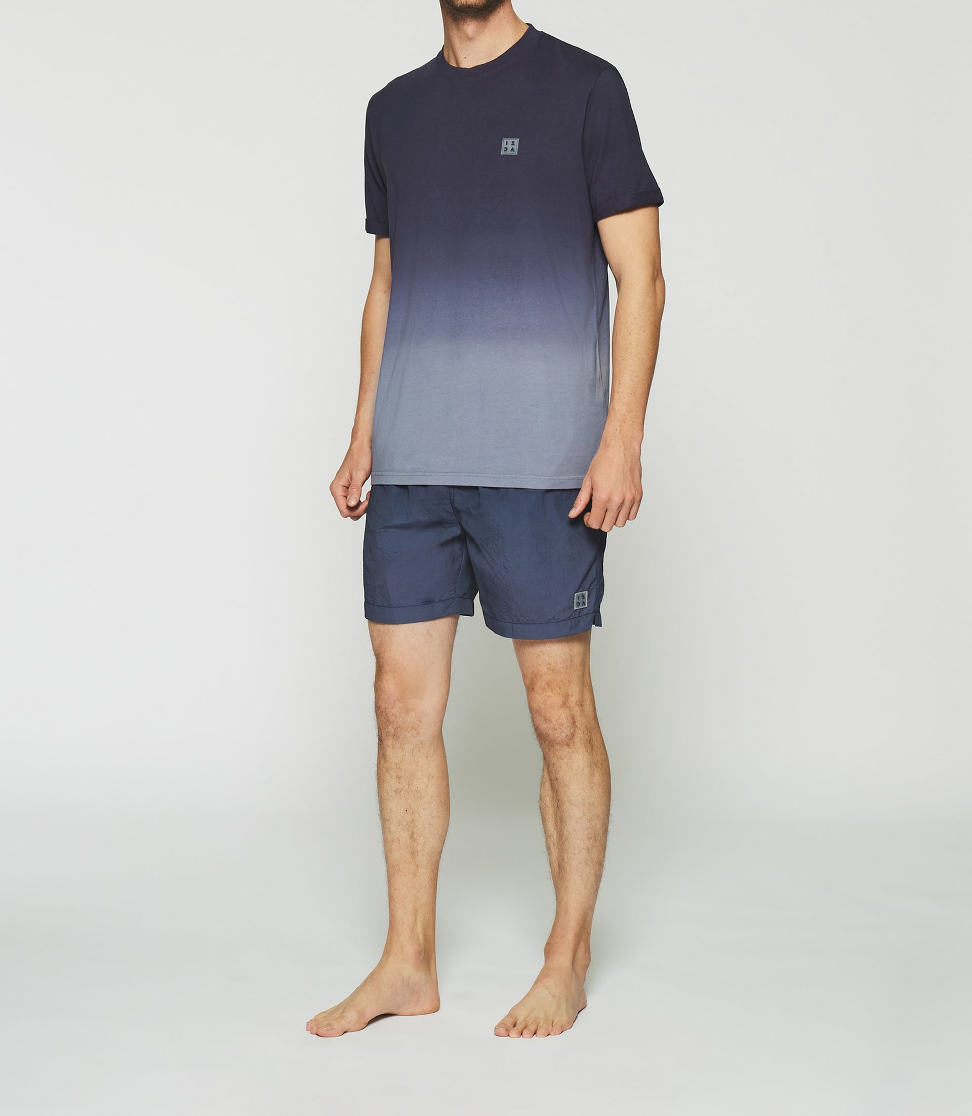 GUYTO navy dip dye short sleeve t-shirt