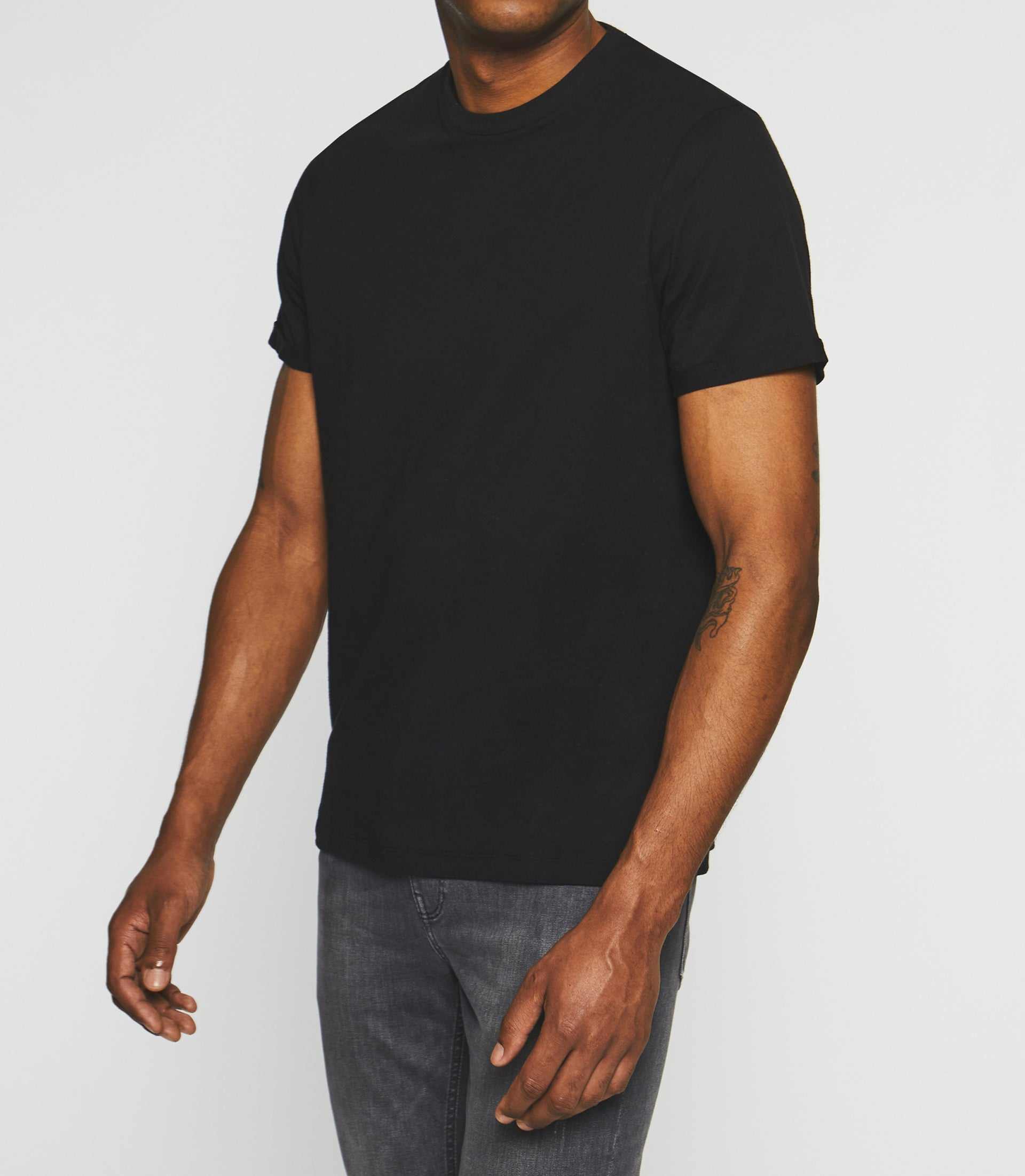 Black short sleeve T-shirt NILLS