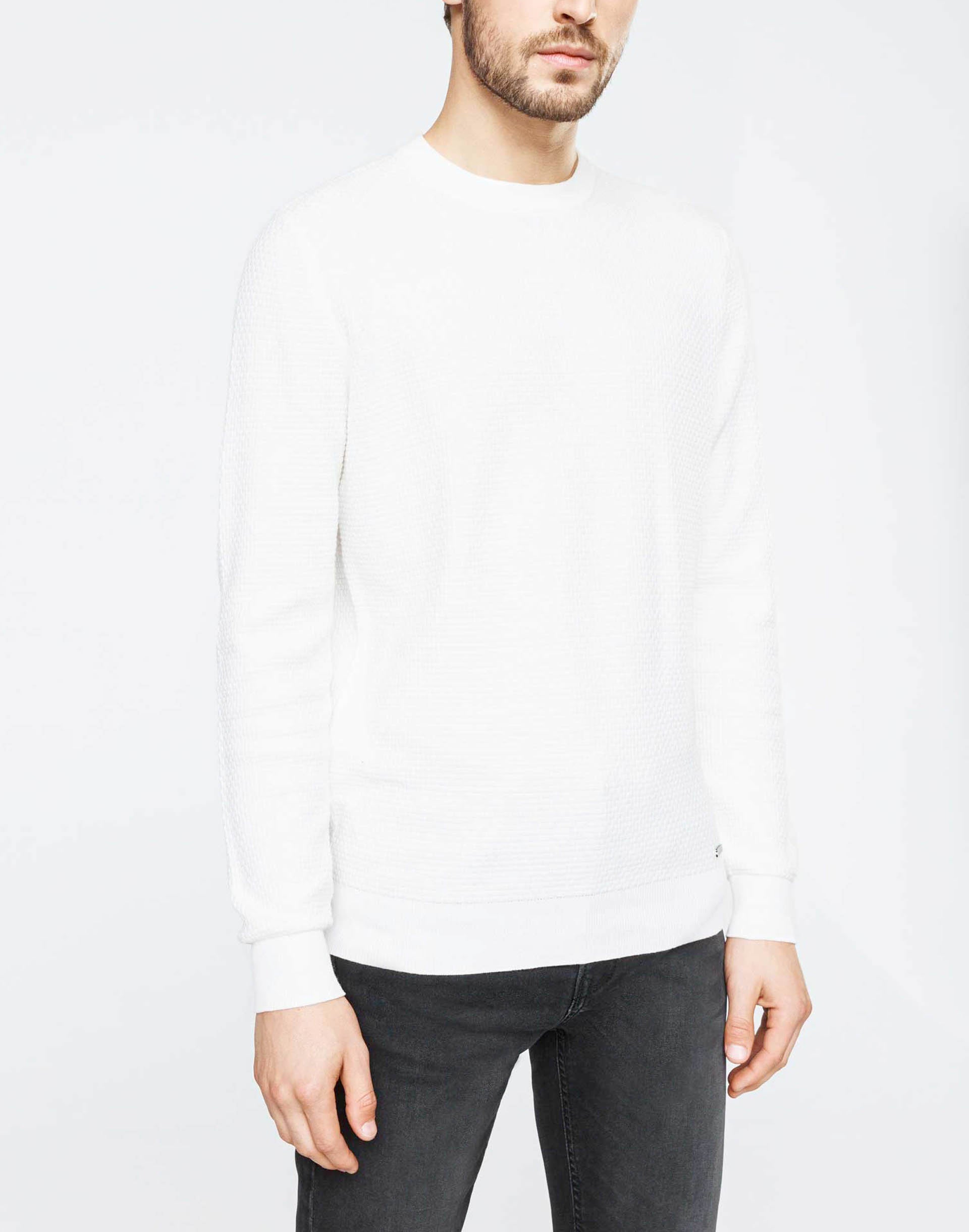 Ecru round neck sweater