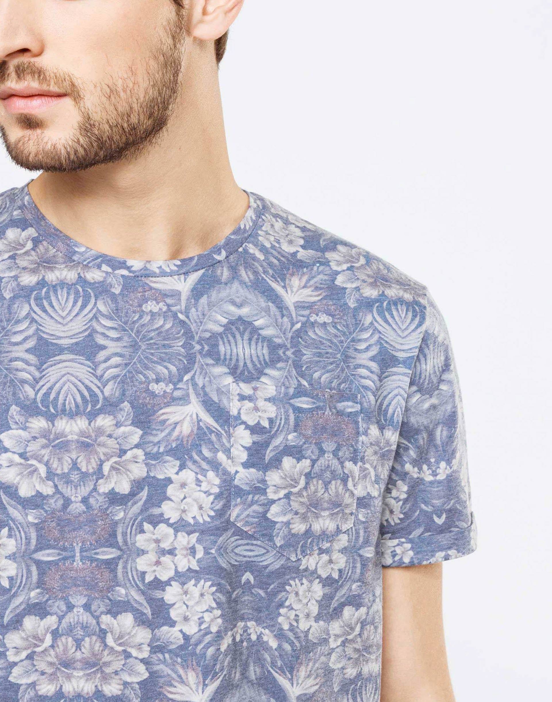 Blue tropical chic T-shirt