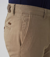 Pantalon casual chino beige "Macadamia"